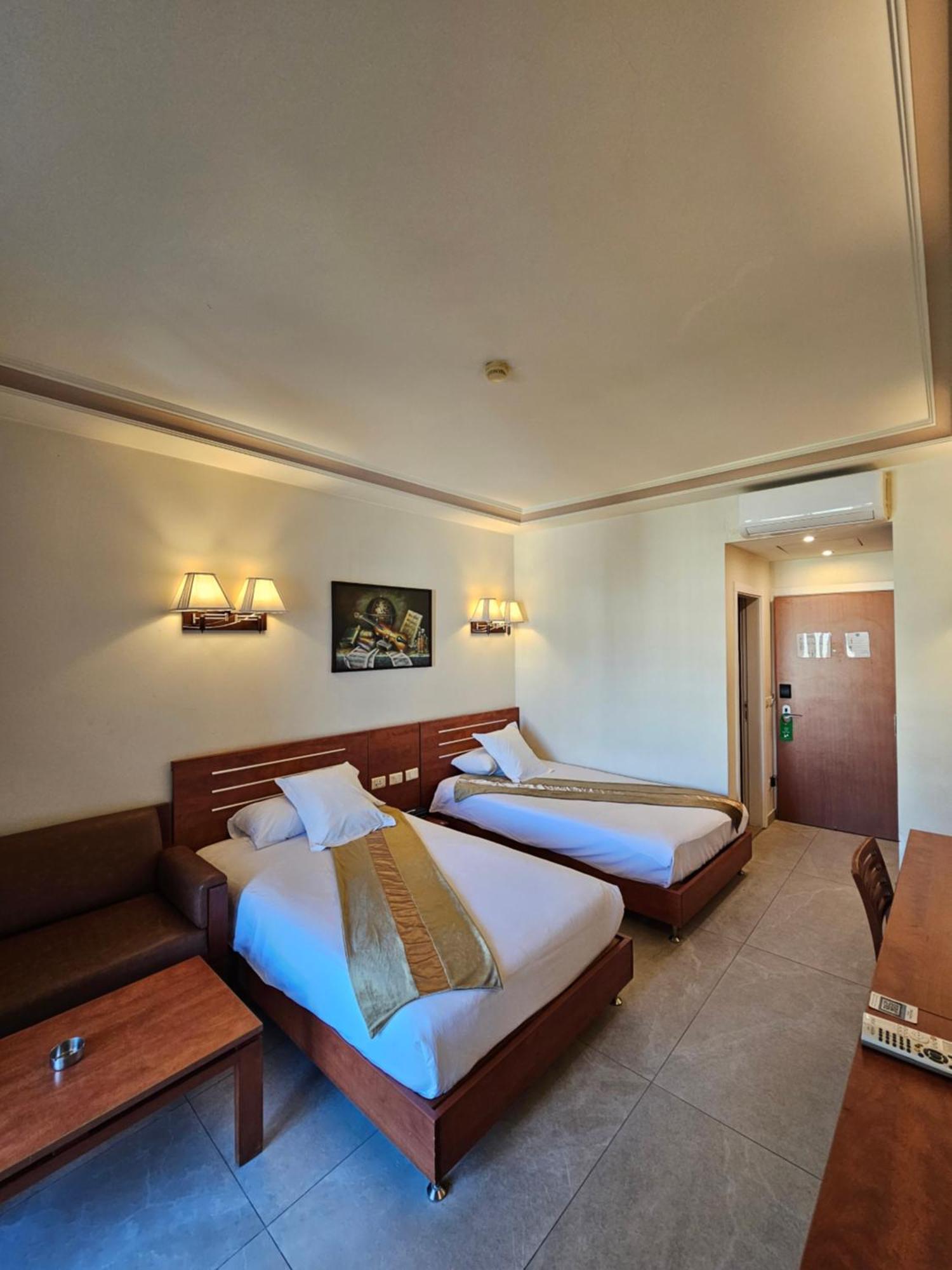Princessa Hotel Jounieh Buitenkant foto