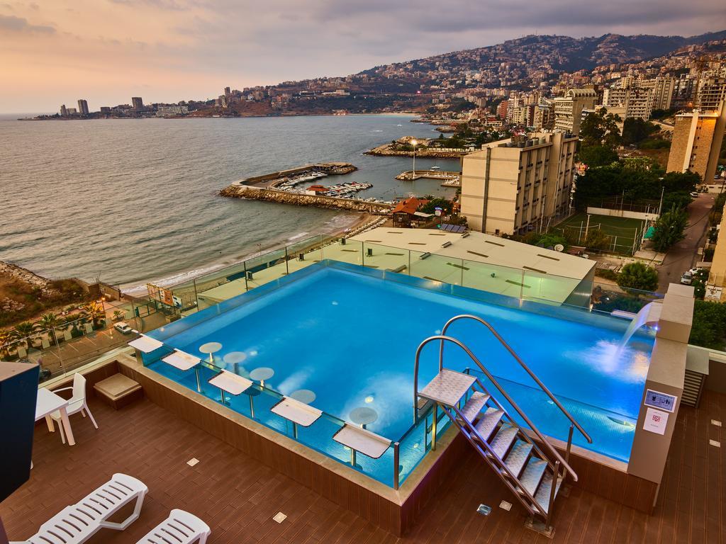 Princessa Hotel Jounieh Buitenkant foto
